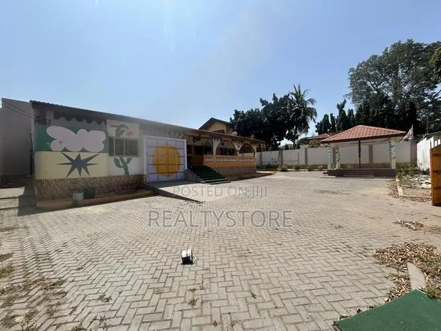 Executive 5 Bedroom Self Compound for Rent at Haatso · Photo 1