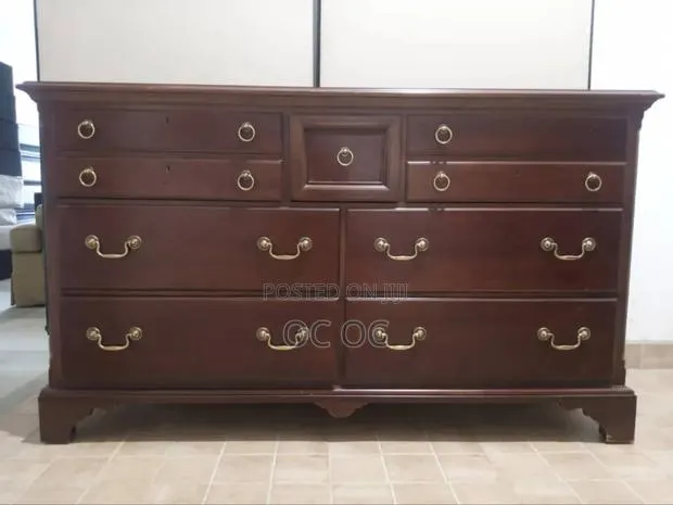 Drexel Heritage Cherry Wood Dresser