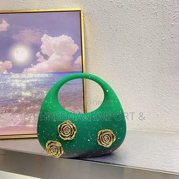 Ladies Beautiful Out Door Bags · Photo 1