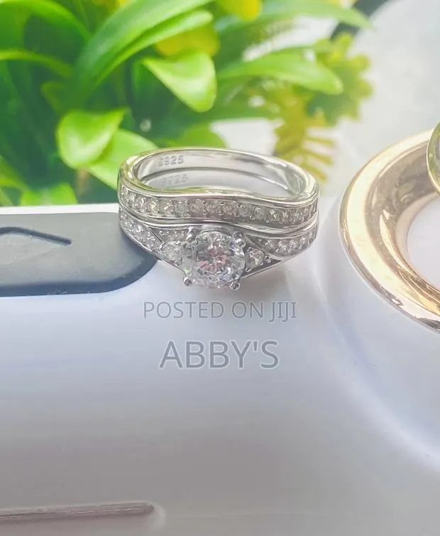 2pcs Sterling 925 Silver Emerald Cut Couple Ring · Photo 1