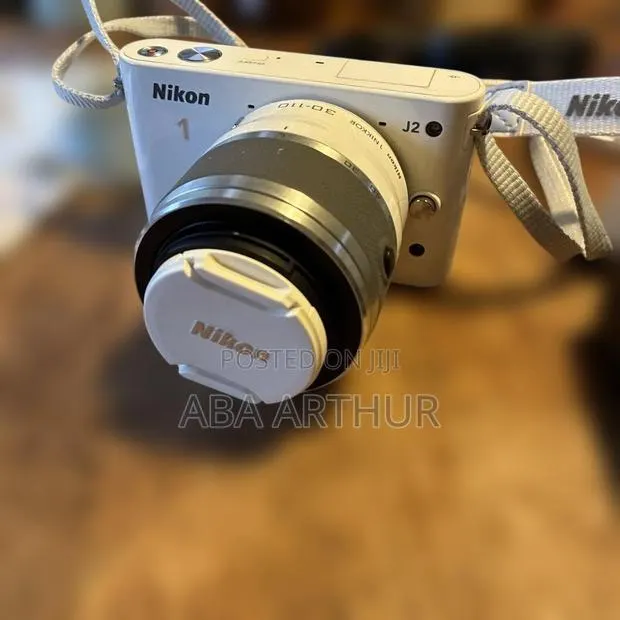 Nikon1 J2 With a Lens, Bag, Battery and Battery Charger · Photo 1