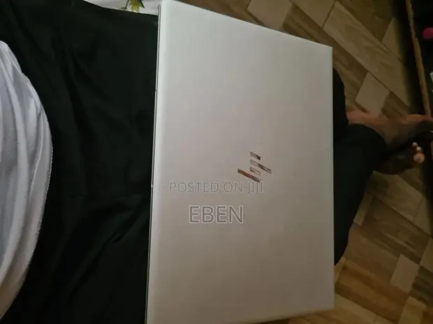 Laptop HP EliteBook 840 G5 16GB Intel Core i5 SSD 256GB · Photo 1
