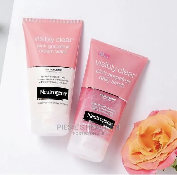 Visibly Clear Facial Cream Wash and Daily Scrub · Photo 1