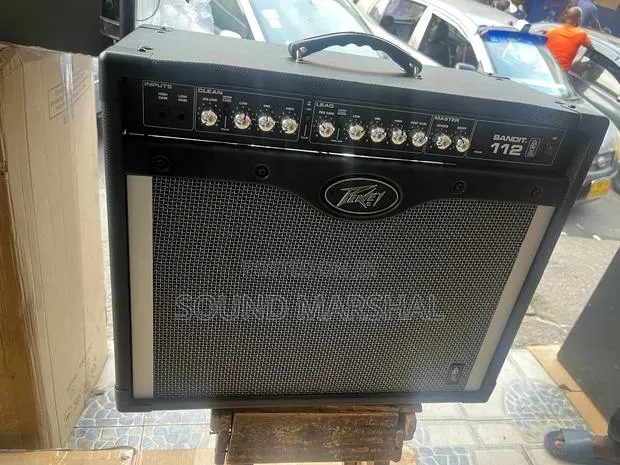 Peavey Bandit 112 Lead Guitar Combo · Photo 1