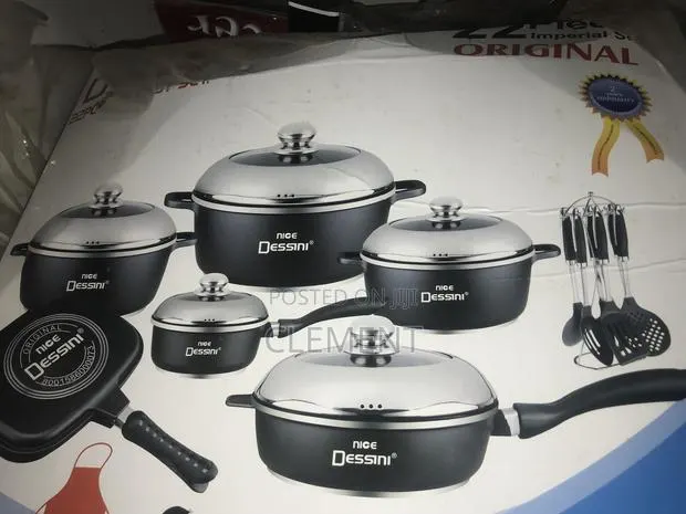 22 Piece Dessini Cooking Set · Photo 1