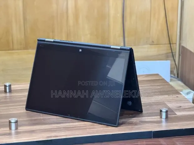 Laptop Lenovo ThinkPad X1 Yoga 8GB Intel Core i7 SSD 256GB · Photo 1