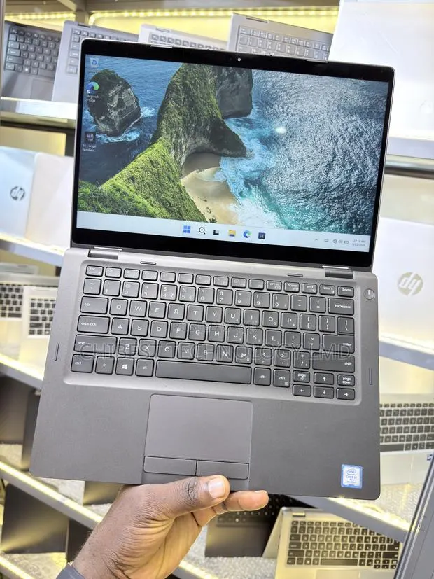 Laptop Dell Latitude 5300 2-in-1 8GB Intel Core i5 SSD 256GB · Photo 1