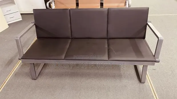 Office Waiting Chair · Photo 1
