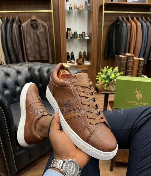 Polo Causual Wear Sneaker Available · Photo 1