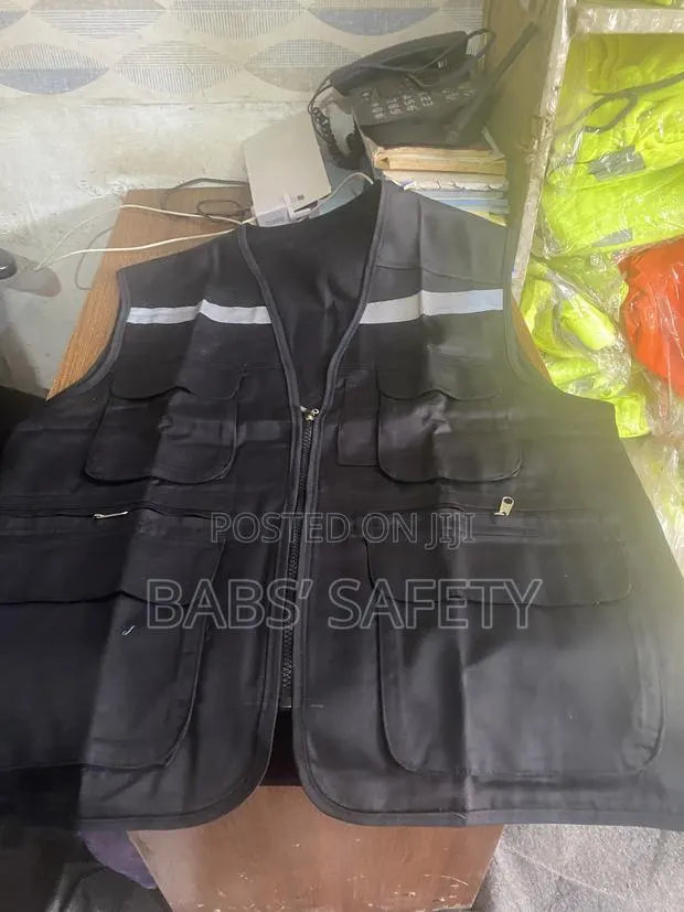 Reflector/Vest · Photo 1