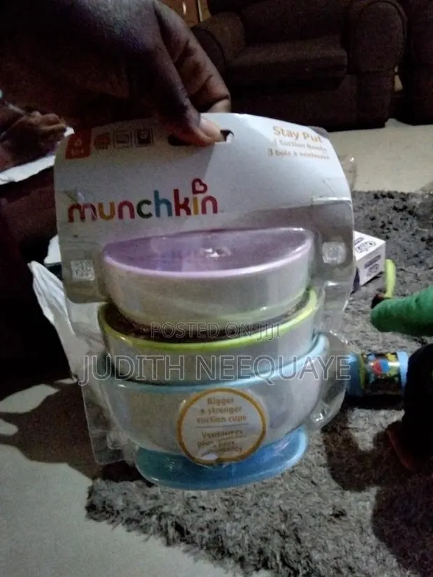 Munchkin 3 Stay Bowls Set · Photo 1