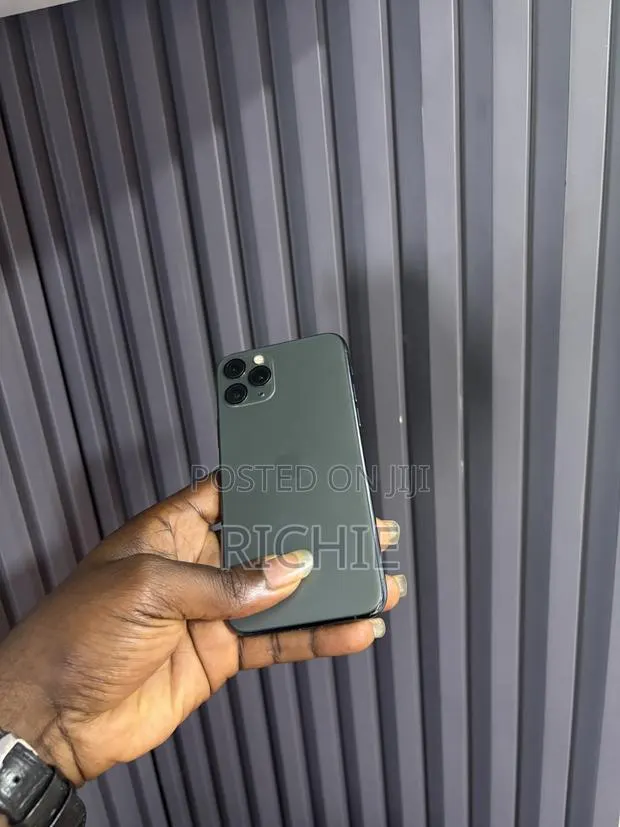 New Apple iPhone 11 Pro 64 GB · Photo 1