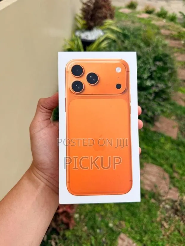 New Apple iPhone 17 Pro Max 512 GB Orange · Photo 1