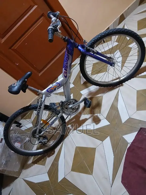 Home Used Bicycle Very Nice And Strong · Photo 1