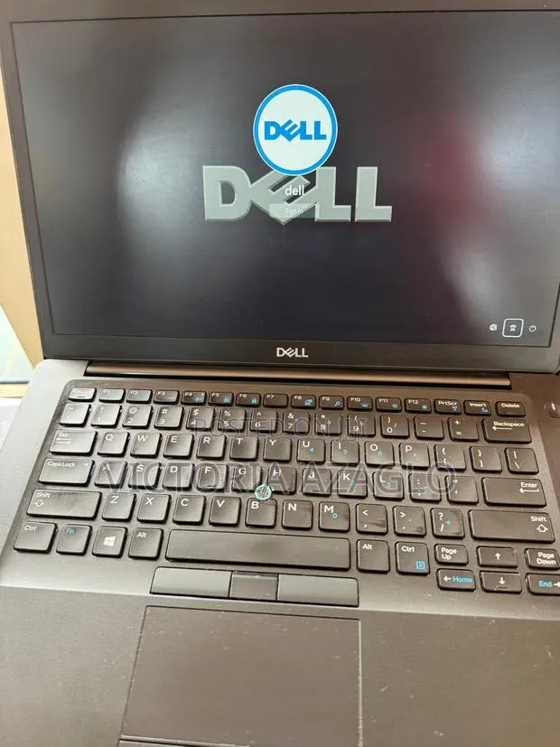 Laptop Dell Latitude 3380 8GB Intel Core i5 SSD 256GB · Photo 1