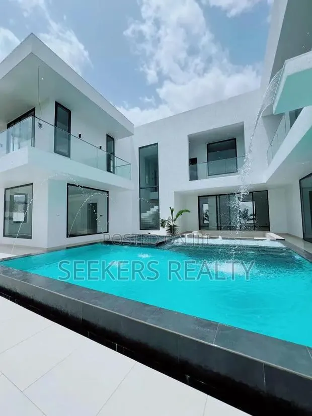 5bdrm House in Seekers Realty, Ghana Flag for sale · Photo 1