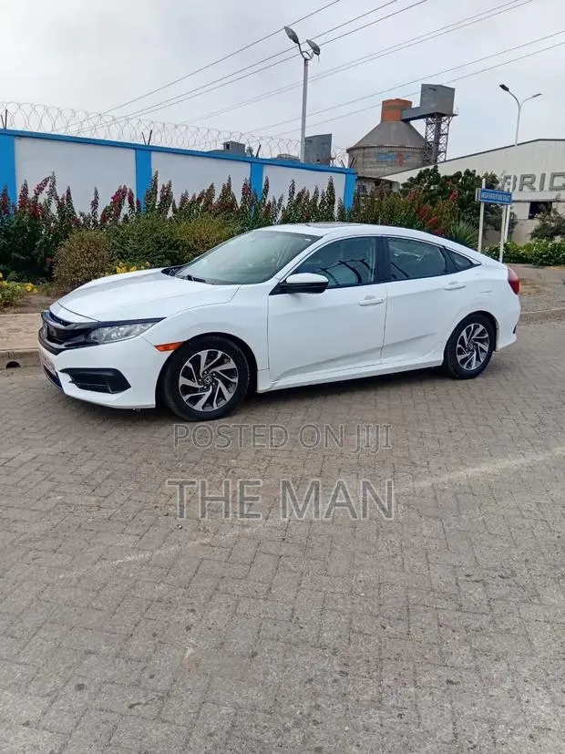 Honda Civic EX-L 4dr Sedan (1.5L 4cyl) 2016 White · Photo 1