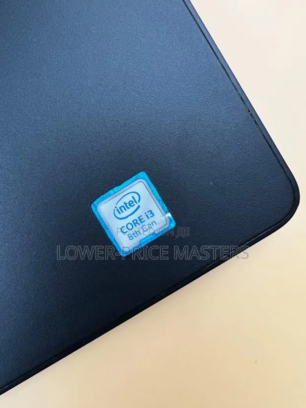New Laptop Dell Latitude 3590 8GB Intel Core I3 SSD 256GB · Photo 1