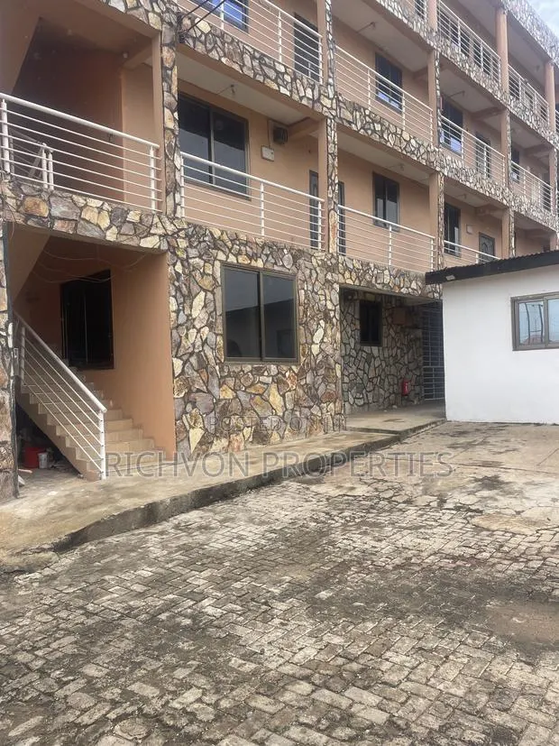 1bdrm Apartment in Richvon, Baatsona Total for rent · Photo 1
