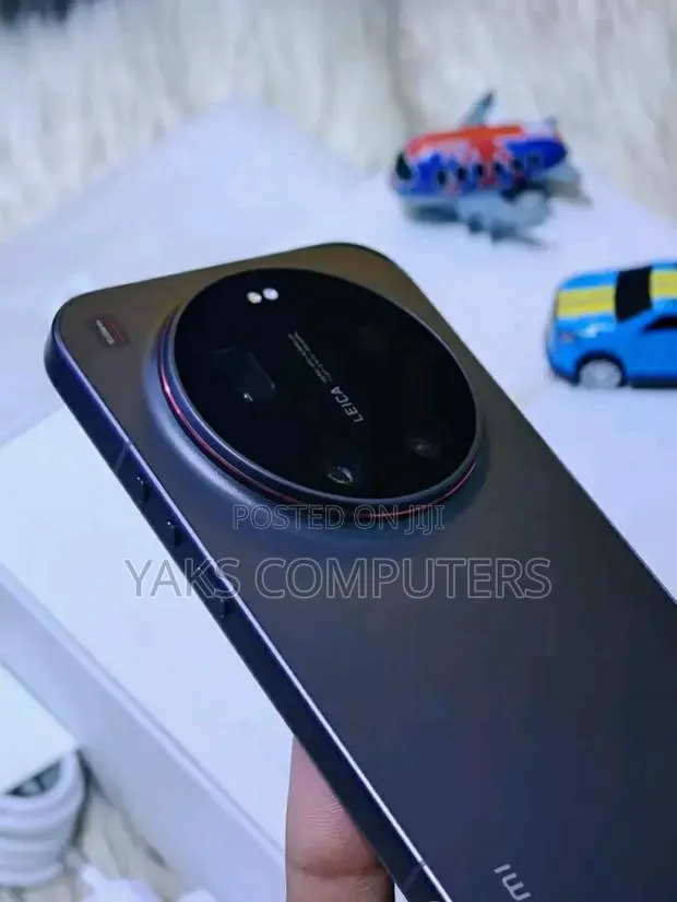 New Xiaomi 17 Ultra 512 GB Black · Photo 1