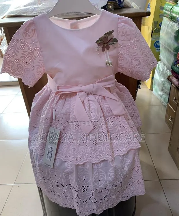 Cotton Lace Dress · Photo 1