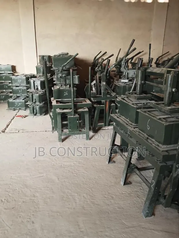 Concrete Mixture Machines, Block Machines · Photo 2