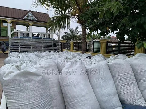 Rough and Smooth Sawdust 10kg and 20kg · Photo 2