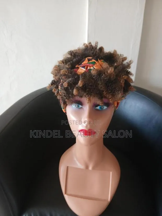 Curly Hair Head Band Wig · Photo 1