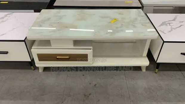 Center Table · Photo 1