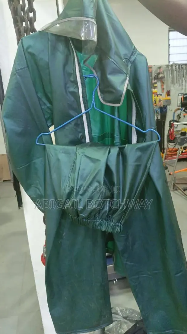 Raincoat Green W/Trousers(2piece) · Photo 1