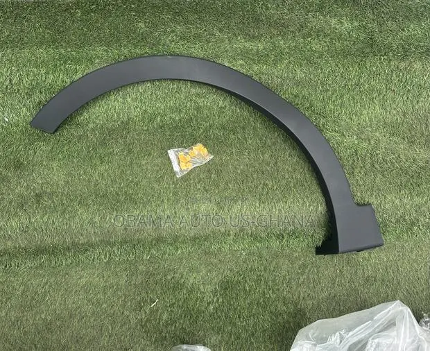 Santa Fe Santafe Flares Fender Moulding 2013 2014 2015 2016 2017 2018 · Photo 1