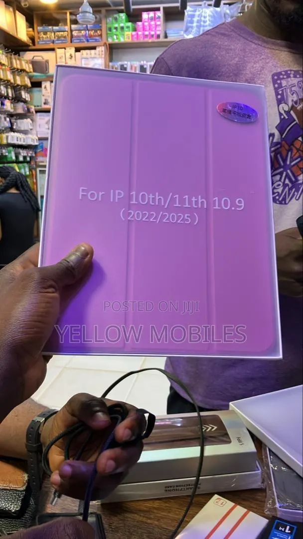 iPad 10th 10.9 2022/ A16 2025 Cover · Photo 1