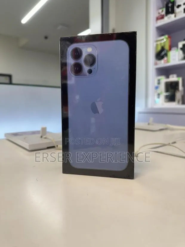 New Apple iPhone 13 Pro Max 512 GB Blue · Photo 1