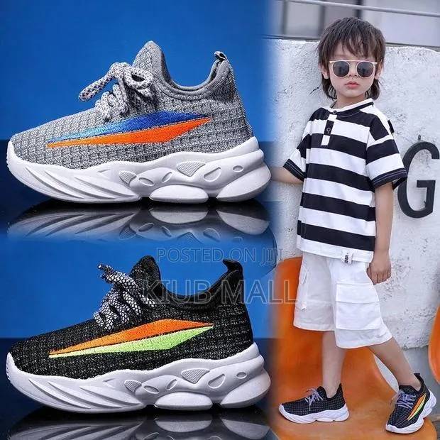 Kids Shoe Size From 18 - 32cm · Photo 3