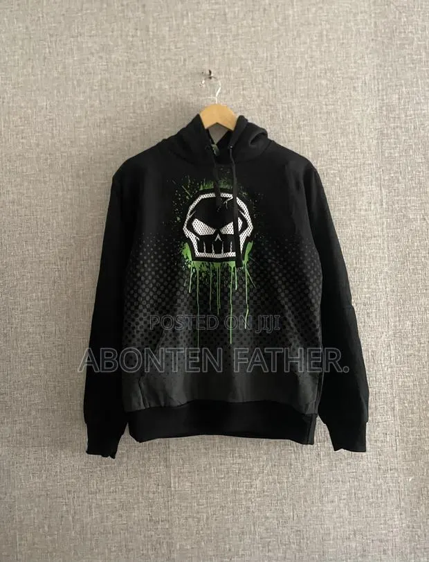 Wild Sweatshirt · Photo 1