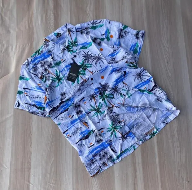 Quality Vintage Shirts Available (Beach Wear) · Photo 1