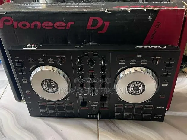 Pioneer Dj DDJ-Sb Black Serato Dj Controller From Japan Used · Photo 1