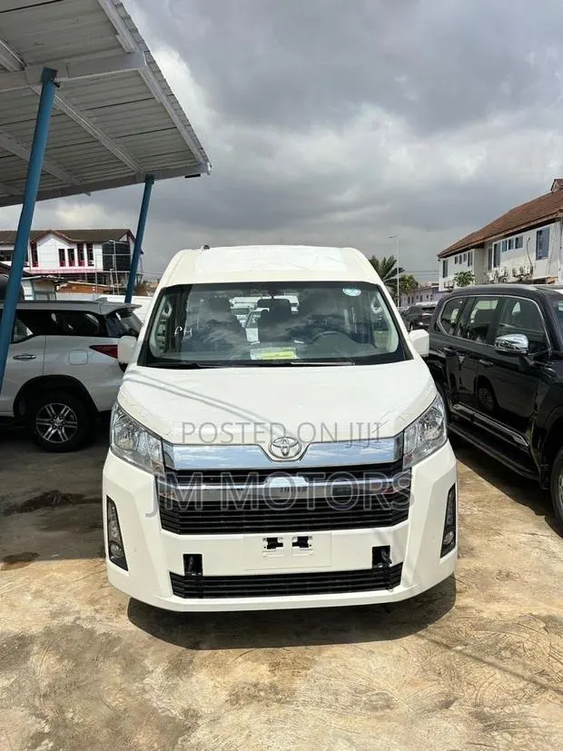 New Toyota HiAce 2025 White · Photo 1