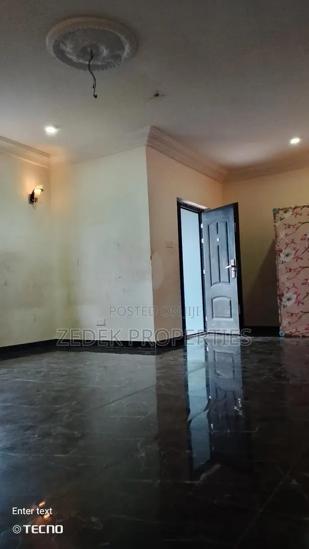 2bdrm Apartment in Kwabenya, Ashomang Estate for rent · Photo 8
