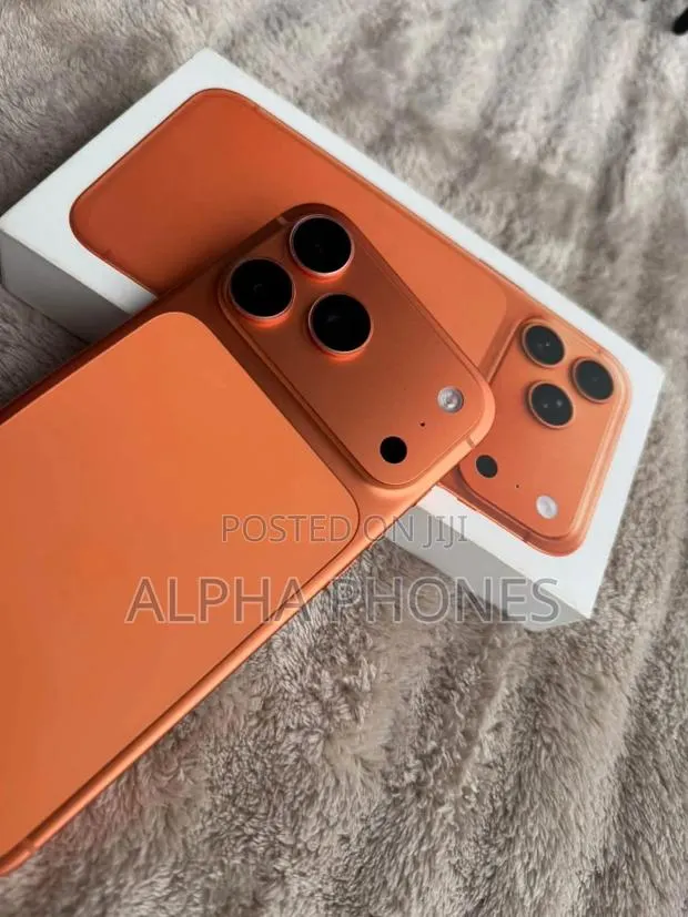 Apple iPhone 17 Pro Max 512 GB Orange · Photo 1