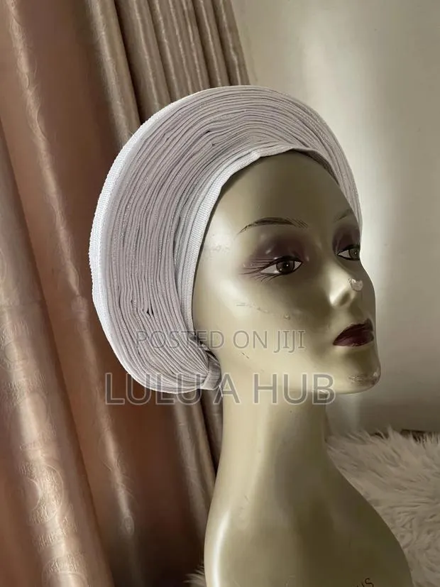 White Autogele Head Gear · Photo 3