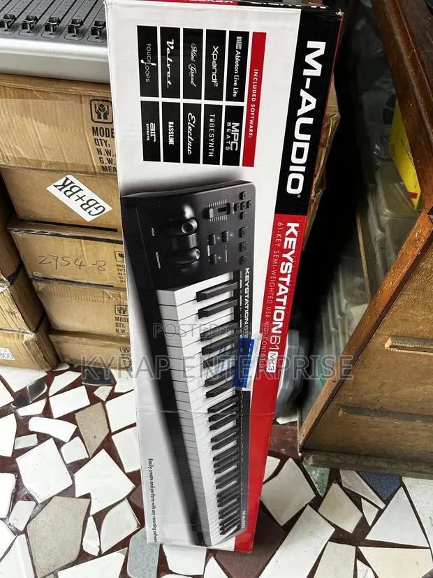 M Audio Keystation 61 Midi Keyboard Mk3 · Photo 1