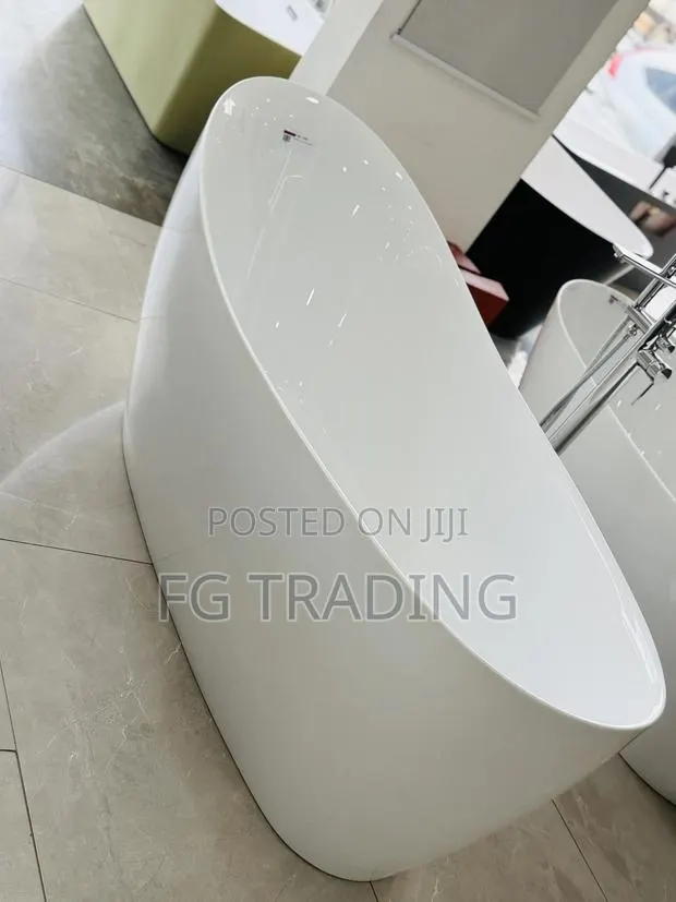 Luxury Bathtub _ Queen’S Bathtub · Photo 1