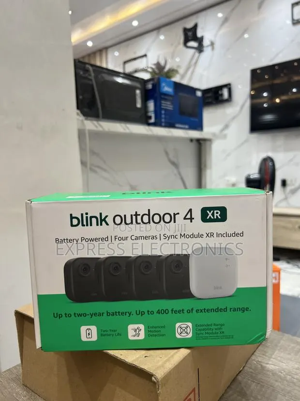 Ultra Modern Blink Outdoor 4 · Photo 1