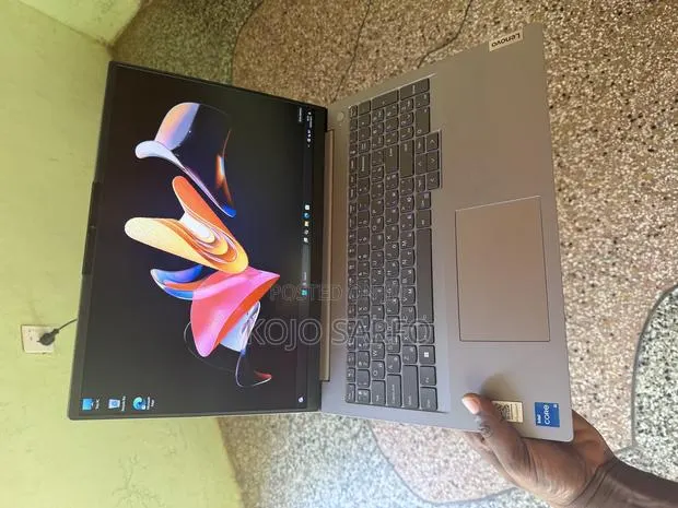 Laptop Lenovo ThinkBook 15 8GB Intel Core i5 SSD 256GB · Photo 1