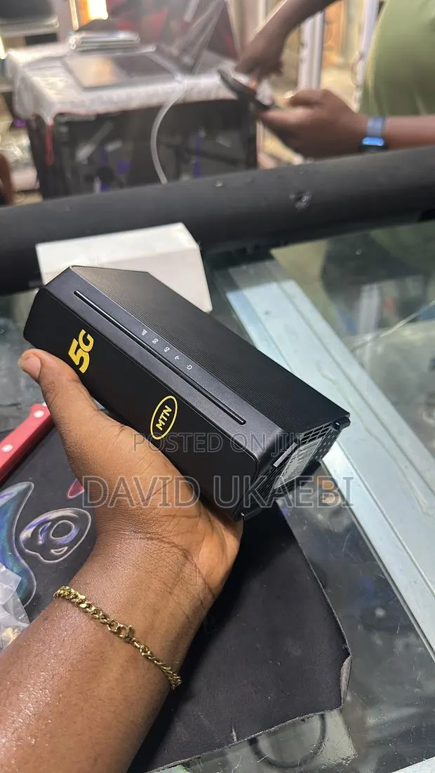 MTN Universal Router · Photo 1