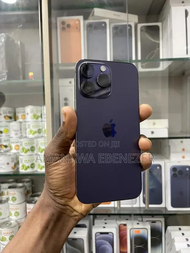 Apple iPhone 14 Pro Max 128 GB Purple · Photo 1