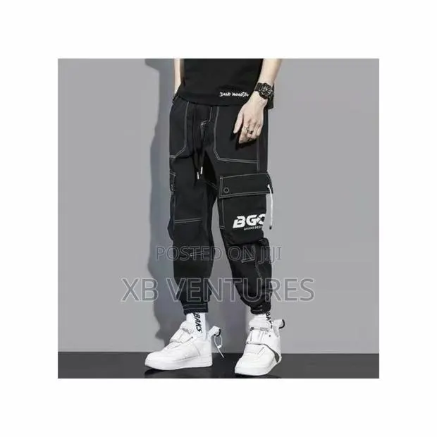 Stretch Autumn Cargo Pants · Photo 1