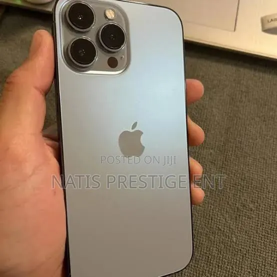 Apple iPhone 13 Pro Max 128 GB Blue · Photo 1