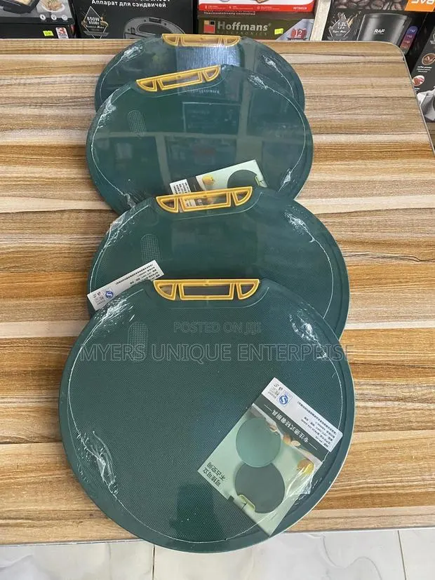 Plastic Round Chopping Board for Vegetables · Photo 1